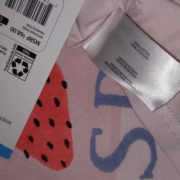 🍓Wildfox San Luis Obispo Strawberry Tee 100% Cotton - Picture 4 of 6